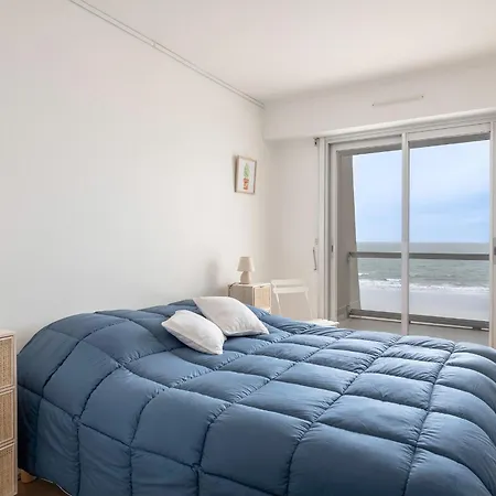 Apartment Magnifique Vue Avec Balcon Garage Prive Wi-fi Et Ascenseur *
