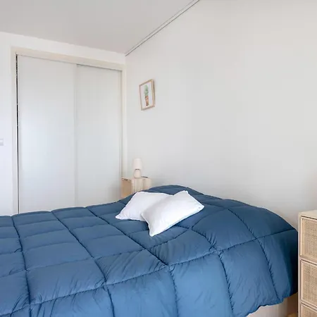 Apartment Magnifique Vue Avec Balcon Garage Prive Wi-fi Et Ascenseur *
